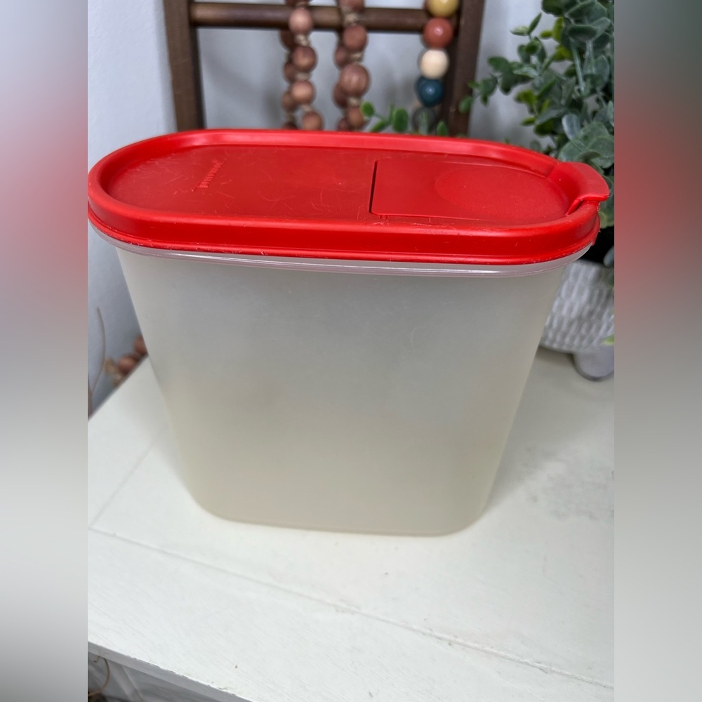 Tupperware Oval #3 Modular Mates - 7-1/2 Cups